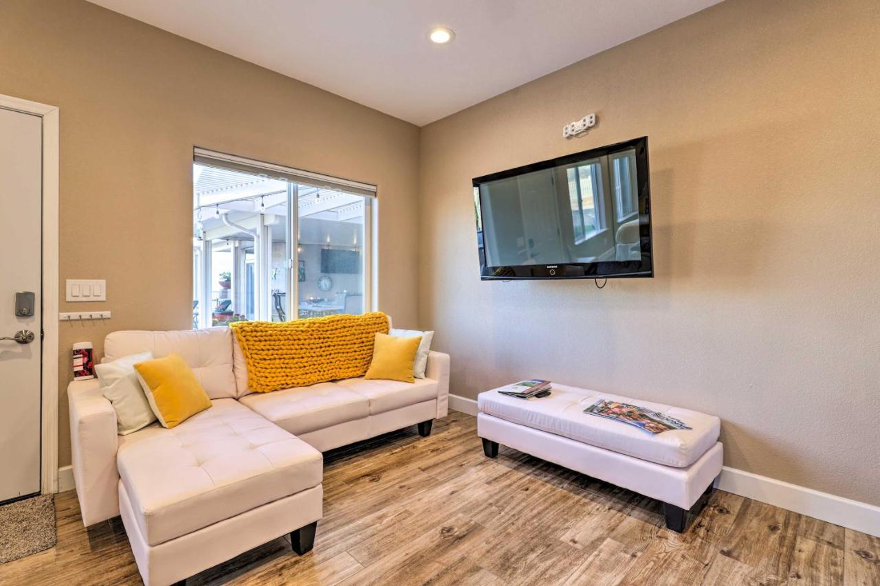Modern Sun City Studio Near Deer Valley Golf Sun City West Ngoại thất bức ảnh